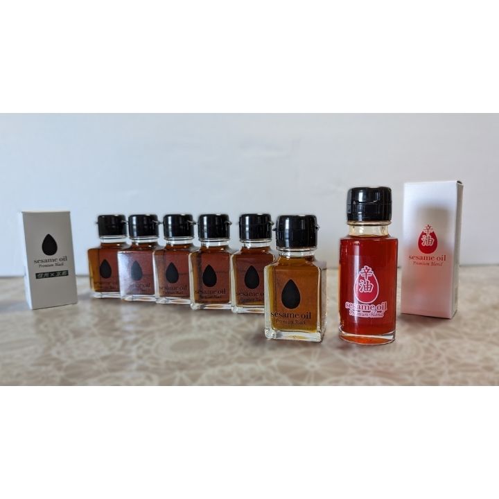 ☆ヒルナンデスで紹介☆sesameoilPremium Black 50ｇ入り 6本 ・ 辛油 1本【送料無料】(とざ和農商さん)のメインイメージ