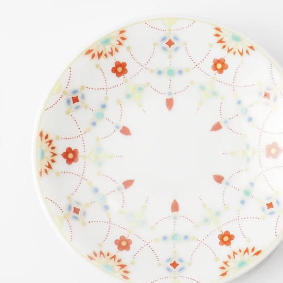 九谷焼和食器　縁起豆皿　9.5cm　瓔珞文／青郊窯(九谷焼いわたやさん)のメインイメージ