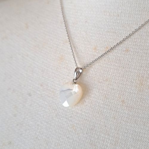 【Heart】ハート 型マザーオブパールペンダントトップ　MPH706(unupli jewelry ‐ウヌプリ ジュエリー‐さん)のメインイメージ