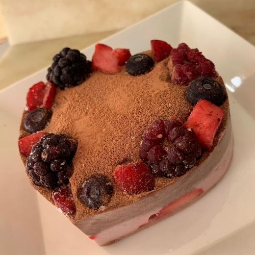 ハートのRAWチョコベリーケーキ　9cm(1〜2名分)　ローケーキ　母の日におすすめ☆(Maple Raw -メープル ロー-さん)のメインイメージ