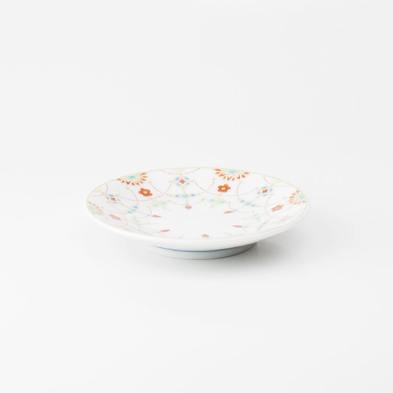 九谷焼和食器　縁起豆皿　9.5cm　瓔珞文／青郊窯(九谷焼いわたやさん)のメインイメージ