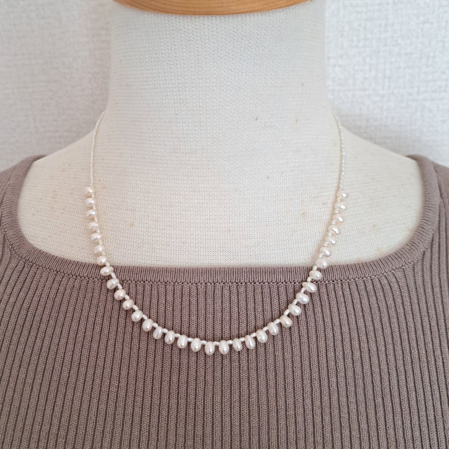 【ホワイト】淡水パールネックレス　MNE003(unupli jewelry ‐ウヌプリ ジュエリー‐さん)のメインイメージ