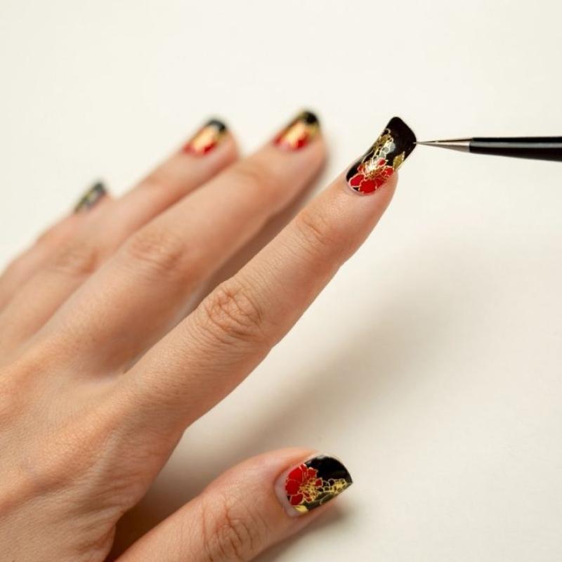 和風ネイルシール　Nail Sticker 漆⿊牡丹（ロング）(LUNAKAさん)のメインイメージ