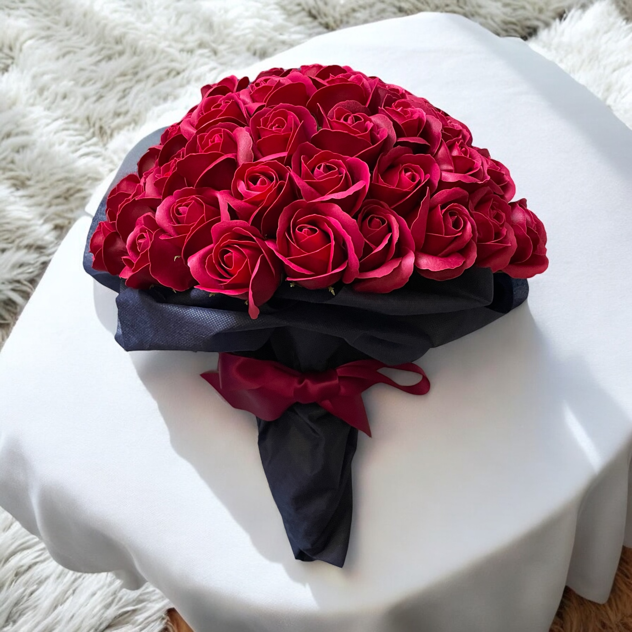 ワインレッド　M(70本)　サヴォンローズ　ばらの花束　母の日におすすめ☆(ROSE＆SKY（ローズアンドスカイ）さん)のメインイメージ