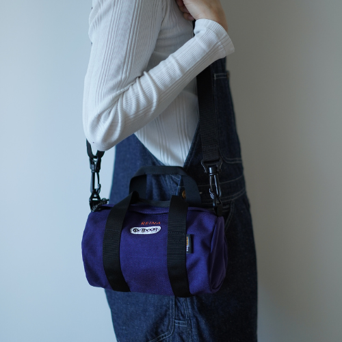 ＜MANU ＆ OUTDOOR PRODUCTS＞《刺繍入り》ロールボストン 　フューシャ(MANUさん)のメインイメージ